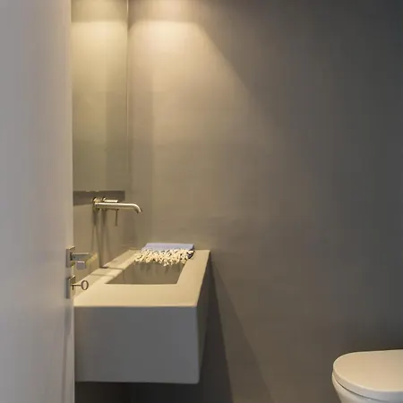 Anelya * Páros